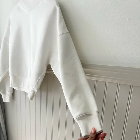 Aritzia Wilfred Free XS Katy Sweater Cropped Mockneck Crisp White - Picture 4 of 10